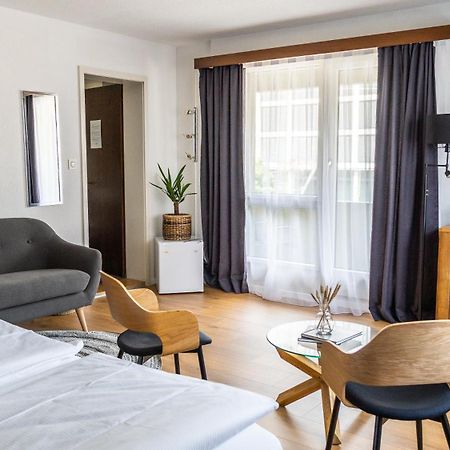 Hotel Europe Бриг Екстериор снимка