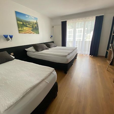Hotel Europe Бриг Екстериор снимка